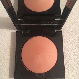 Laura Mercier Windflush